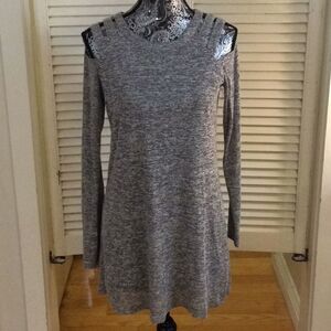 Detailed Cold shoulder swing dress Junior 16/L